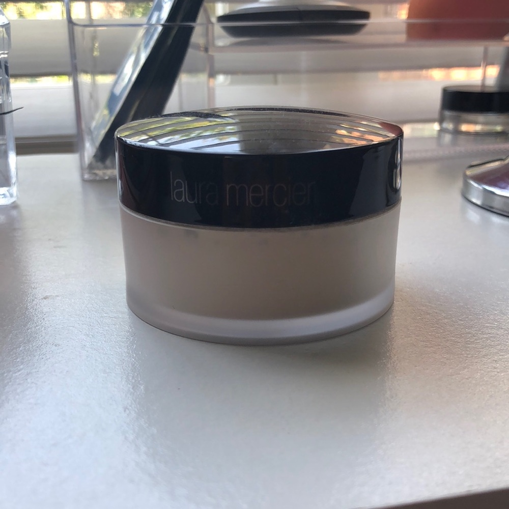 Laura Mercier Setting Powder